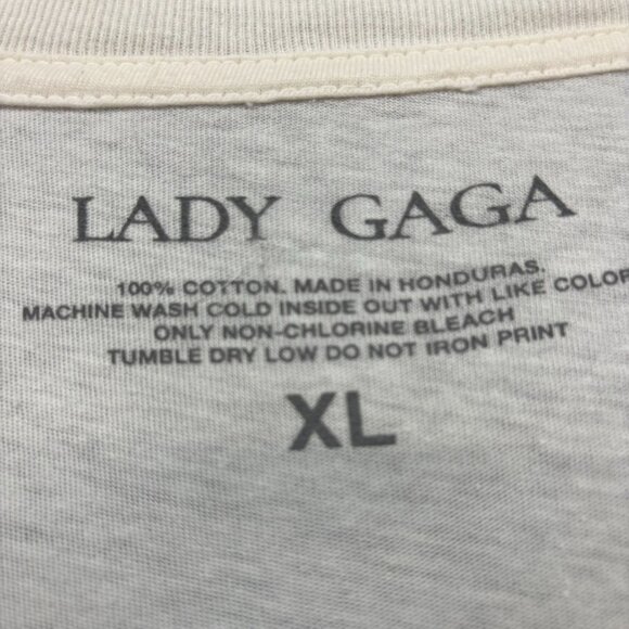 Lady Gaga Mayhem Album Split Face Photo Synth-Pop T-Shirt XL - Picture 4 of 4